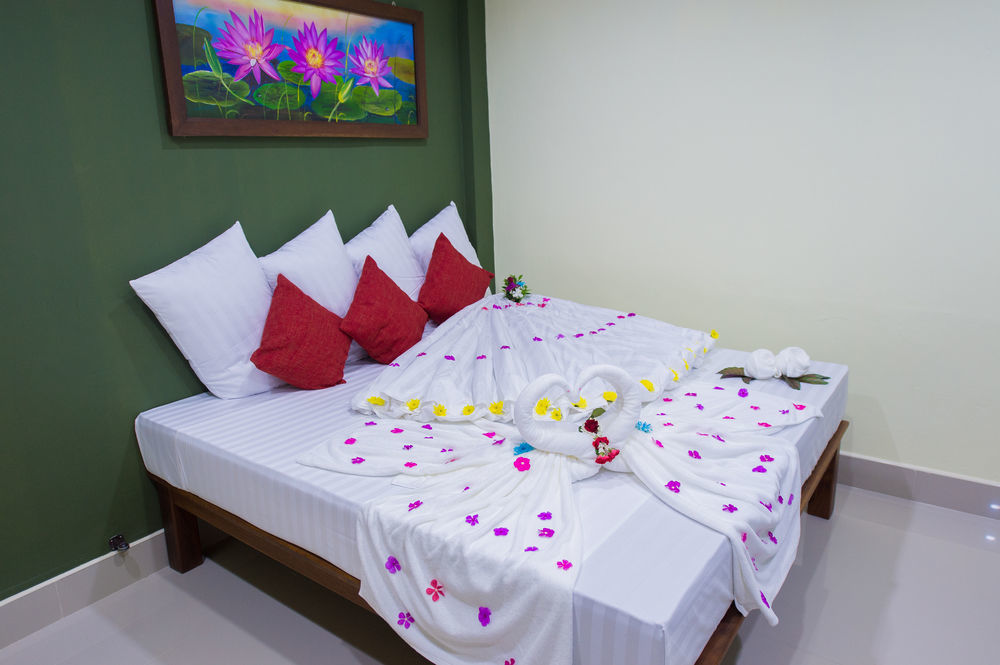 Sri Siam Resort Kanchanaburi Bagian luar foto