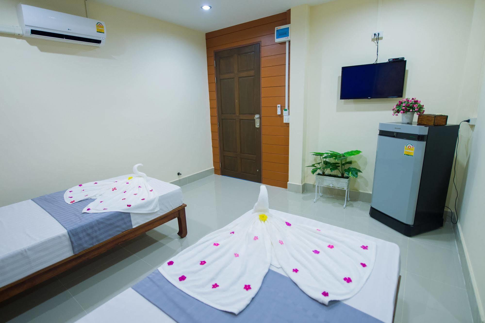Sri Siam Resort Kanchanaburi Bagian luar foto